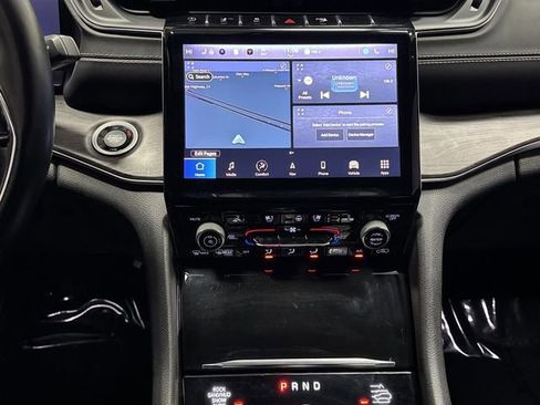 Used 2022 Jeep Grand Cherokee L Overland w/ Luxury Tech Group IV image 9