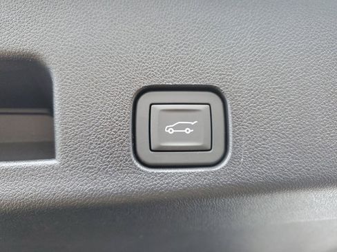 New 2026 Chevrolet Traverse Z71 w/ Enhanced Driving Package image 10