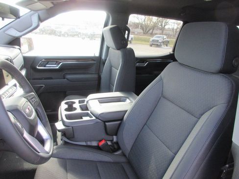 New 2026 GMC Sierra 1500 SLE AWD/4WD image 15