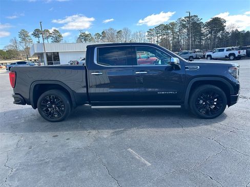 Used 2022 GMC Sierra 1500 Denali image 5