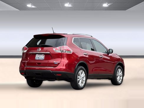 Used 2014 Nissan Rogue SV AWD/4WD image 9