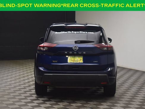 Used 2025 Nissan Rogue SV AWD/4WD image 8
