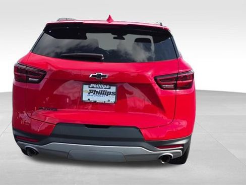 Certified 2024 Chevrolet Blazer LT w/ Midnight/Sport Edition FWD image 4