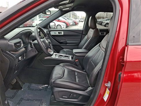 Certified 2023 Ford Explorer Platinum w/ Equipment Group 601A image 14