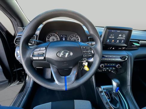 Used 2020 Hyundai Veloster 2.0 FWD image 6