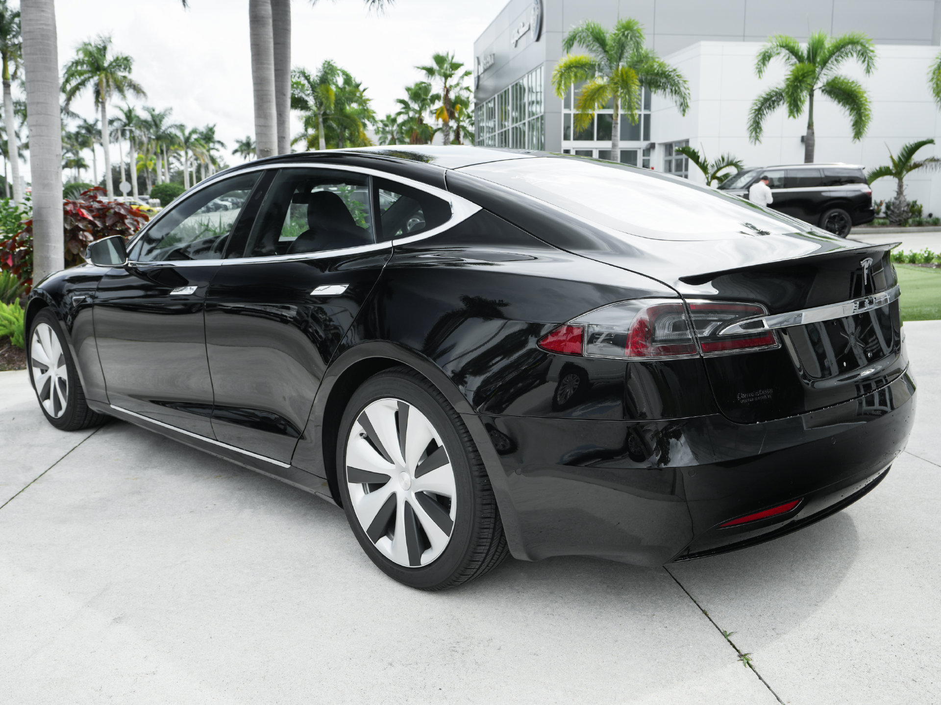 Used 2021 Tesla Model S Long Range AWD/4WD image 19