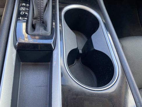 Used 2024 Nissan Altima 2.5 SV image 30