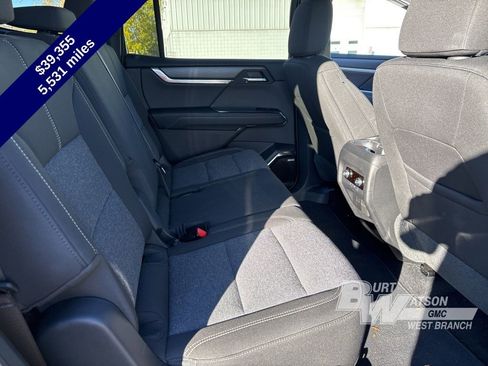 Used 2025 GMC Acadia Elevation w/ Black Edition image 25