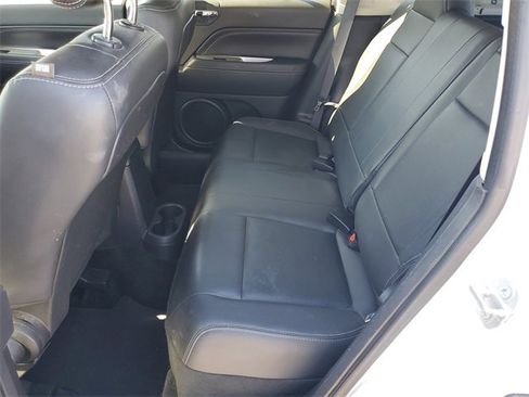 Used 2015 Jeep Compass High Altitude image 20