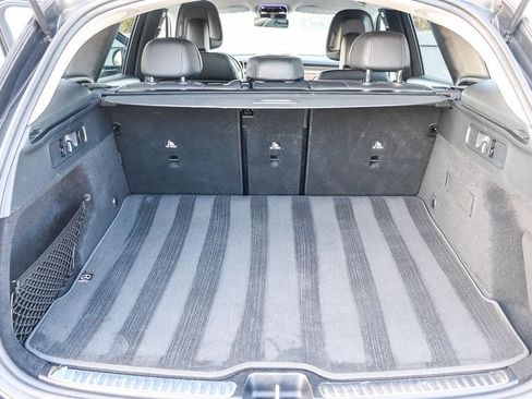 Used 2023 Mercedes-Benz GLC 300 4MATIC image 30