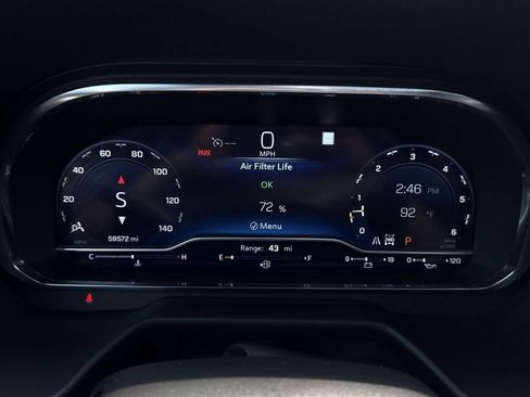 Used 2022 Chevrolet Suburban High Country AWD/4WD image 17