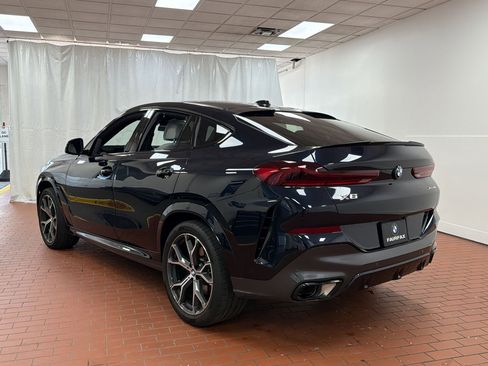 Used 2024 BMW X6 xDrive40i w/ Executive Package image 3