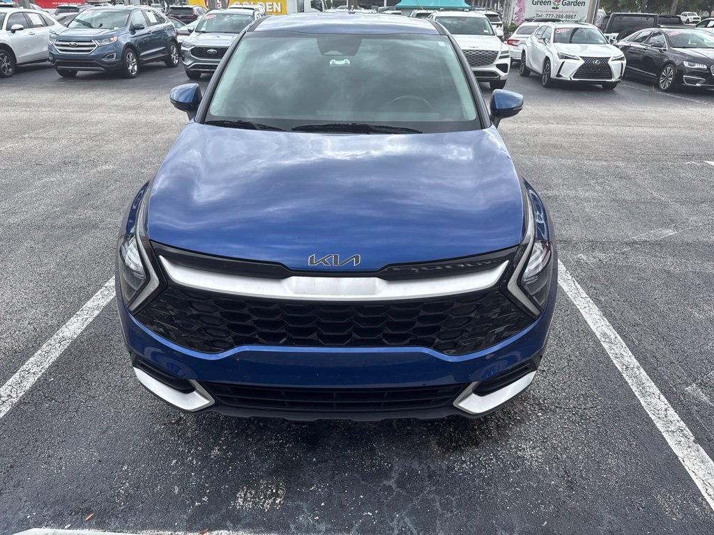 Used 2023 Kia Sportage EX FWD image 2