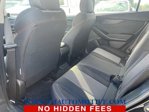 Used 2021 Subaru Crosstrek 2.0i Premium w/ Moonroof Package AWD/4WD image 3