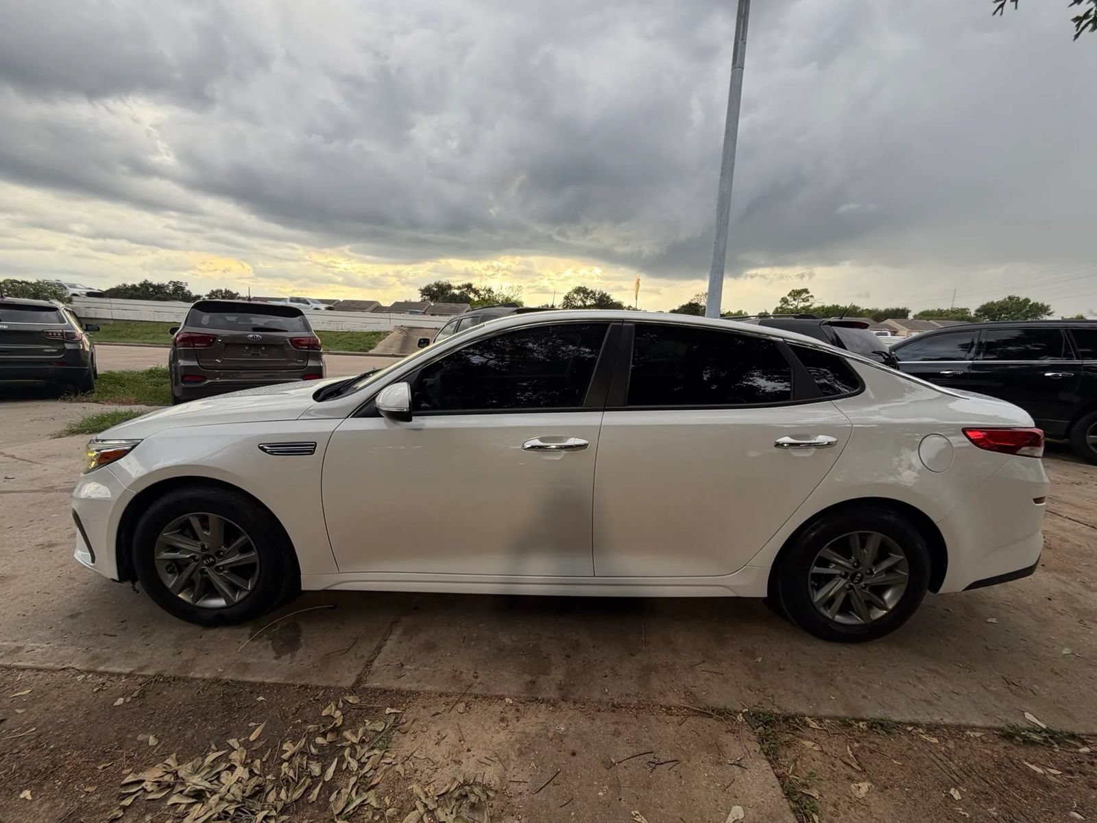 Used 2019 Kia Optima LX FWD image 8