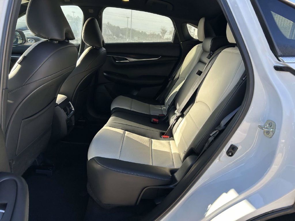 Used 2024 INFINITI QX55 Luxe w/ Cargo Package AWD/4WD image 10