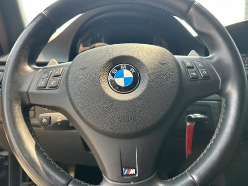 Used 2013 BMW M3 Convertible RWD image 17