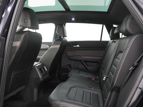 Used 2023 Volkswagen Atlas Cross Sport SEL Premium R-Line AWD/4WD image 15