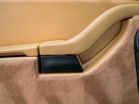 Used 1998 Porsche 911 Carrera 4S image 39