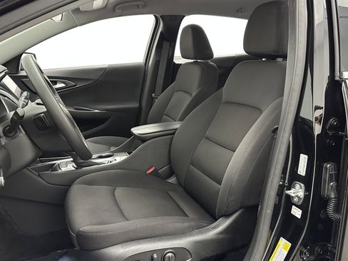 Used 2025 Chevrolet Malibu LT image 23