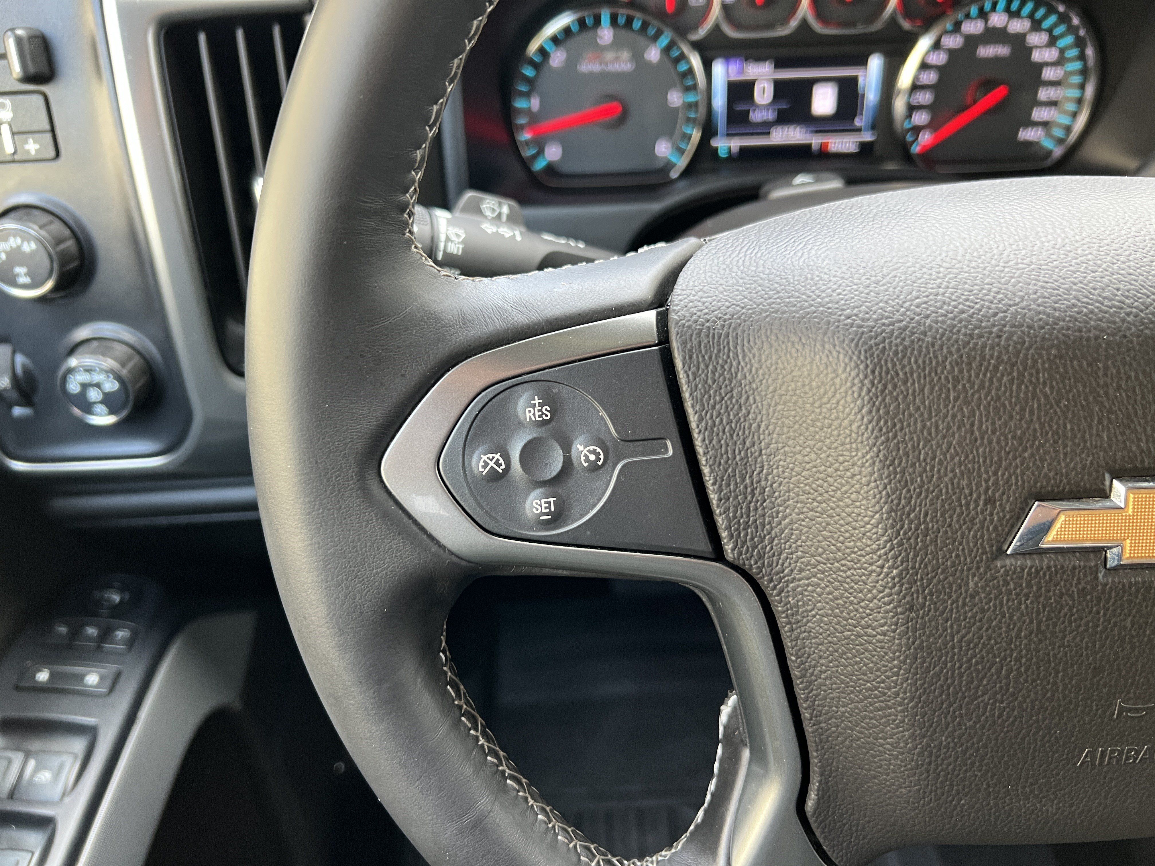 Used 2018 Chevrolet Silverado 1500 LTZ Z71 AWD/4WD image 22
