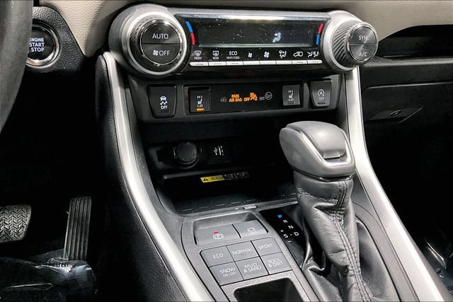 Used 2023 Toyota RAV4 XLE Premium AWD/4WD image 16