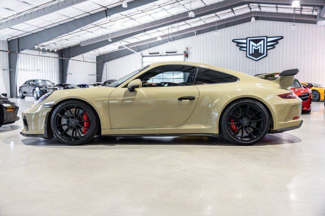 Used 2018 Porsche 911 GT3 RWD image 3