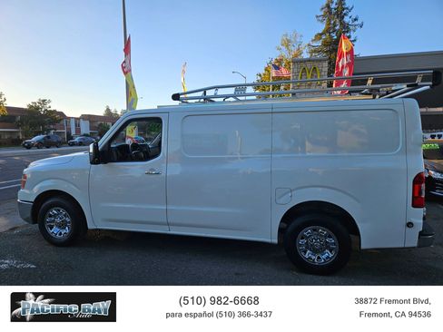 Used 2019 Nissan NV 3500 SL image 4