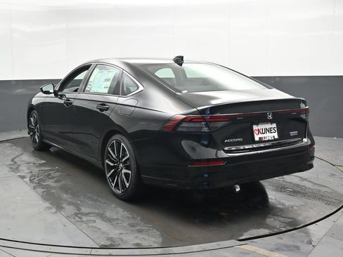 New 2026 Honda Accord Touring image 8