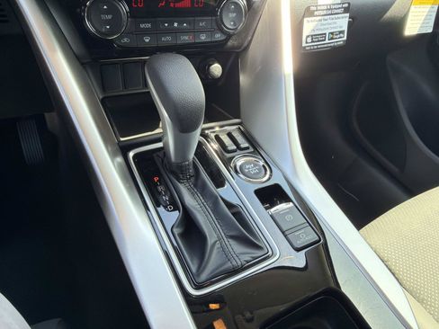New 2026 Mitsubishi Eclipse Cross SE AWD/4WD image 19