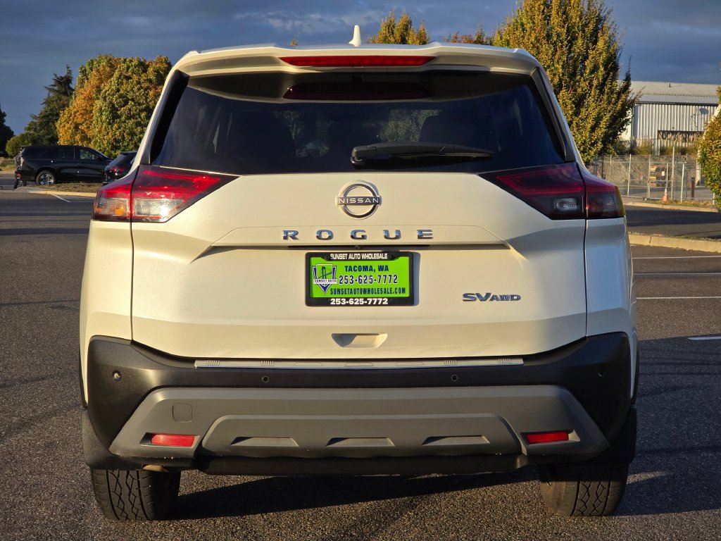 Used 2023 Nissan Rogue SV AWD/4WD image 4