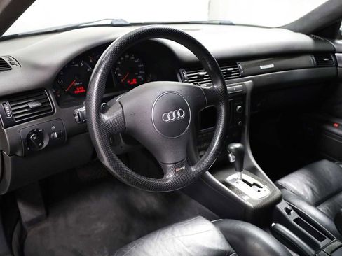 Used 2003 Audi RS 6 image 4