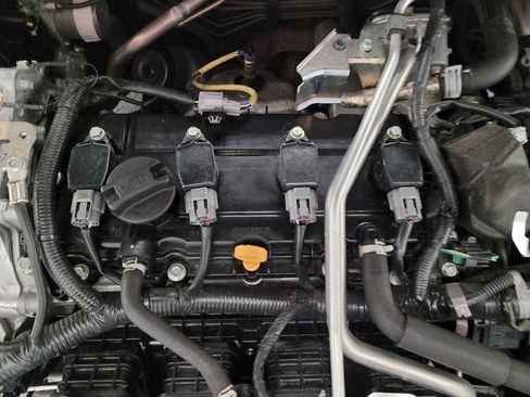 Used 2024 Nissan Altima 2.5 SV FWD image 30