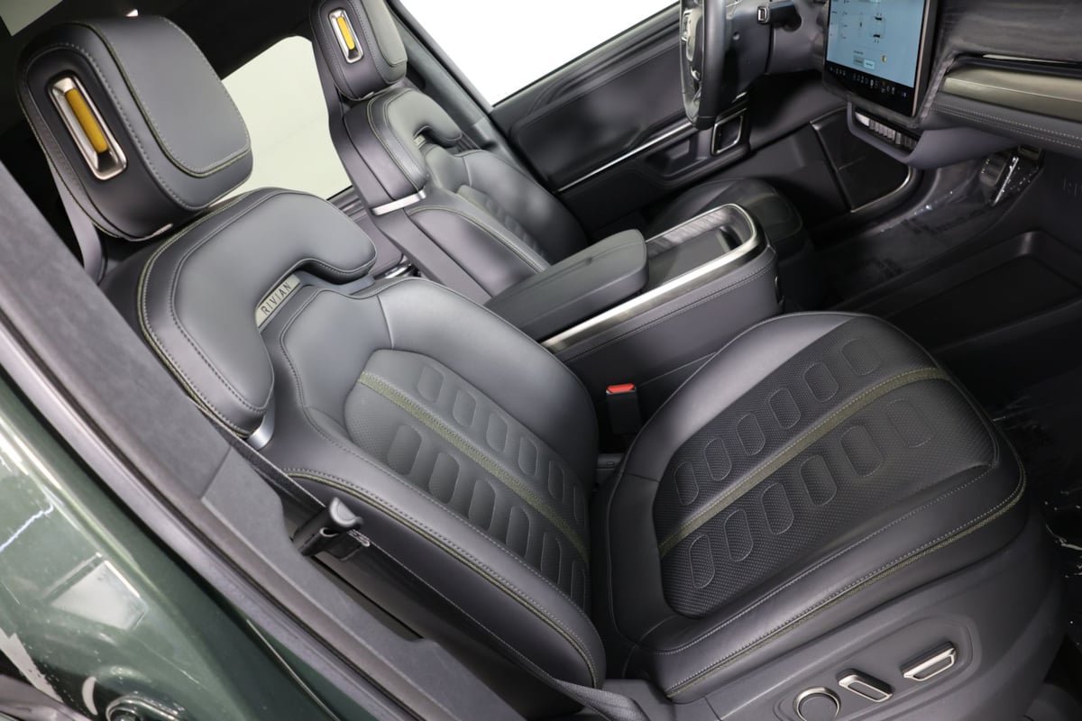 Used 2022 Rivian R1S Launch Edition Quad AWD/4WD image 28
