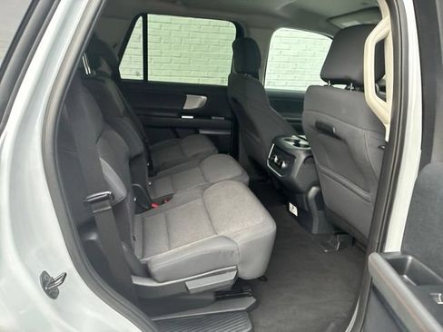 Used 2025 Ford Expedition Active RWD image 54