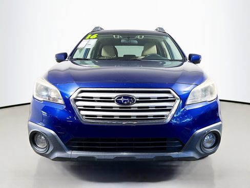 Used 2016 Subaru Outback 2.5i Premium image 11