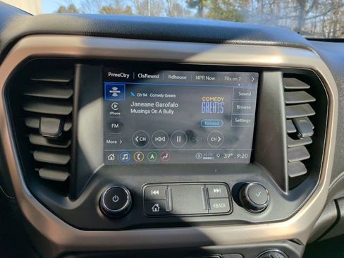 Used 2021 GMC Acadia Denali w/ Denali Ultimate Package image 24