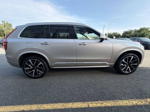 Certified 2023 Volvo XC90 B5 Plus w/ Protection Package Premier AWD/4WD image 9