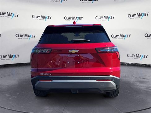 New 2026 Chevrolet Equinox LT image 4