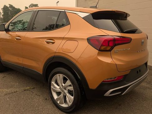 Used 2024 Buick Encore GX Preferred AWD/4WD image 4