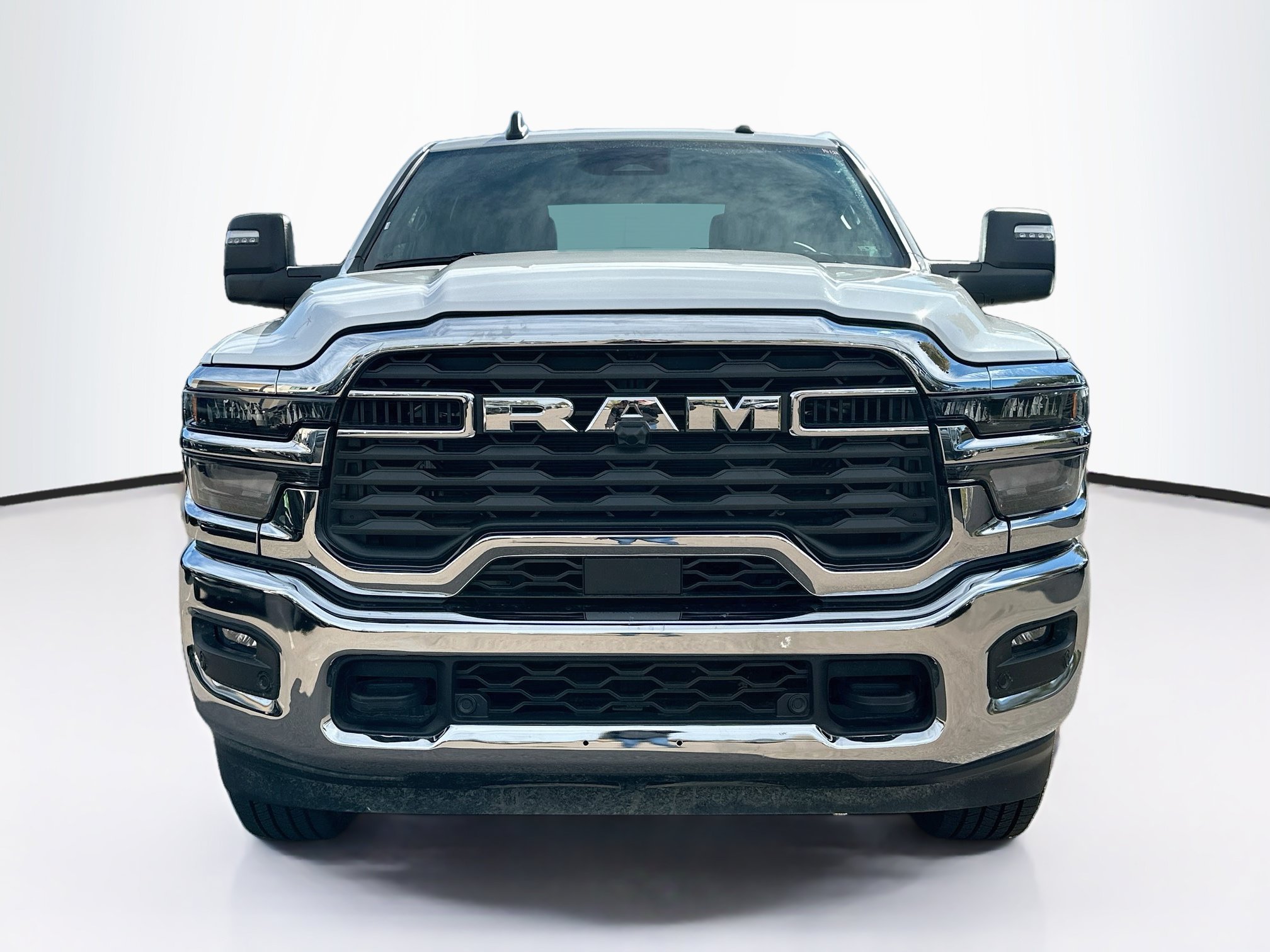 Used 2026 RAM 2500 Big Horn AWD/4WD image 2