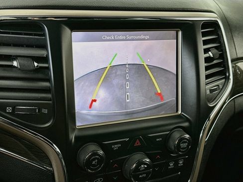 Used 2014 Jeep Grand Cherokee Overland AWD/4WD image 20