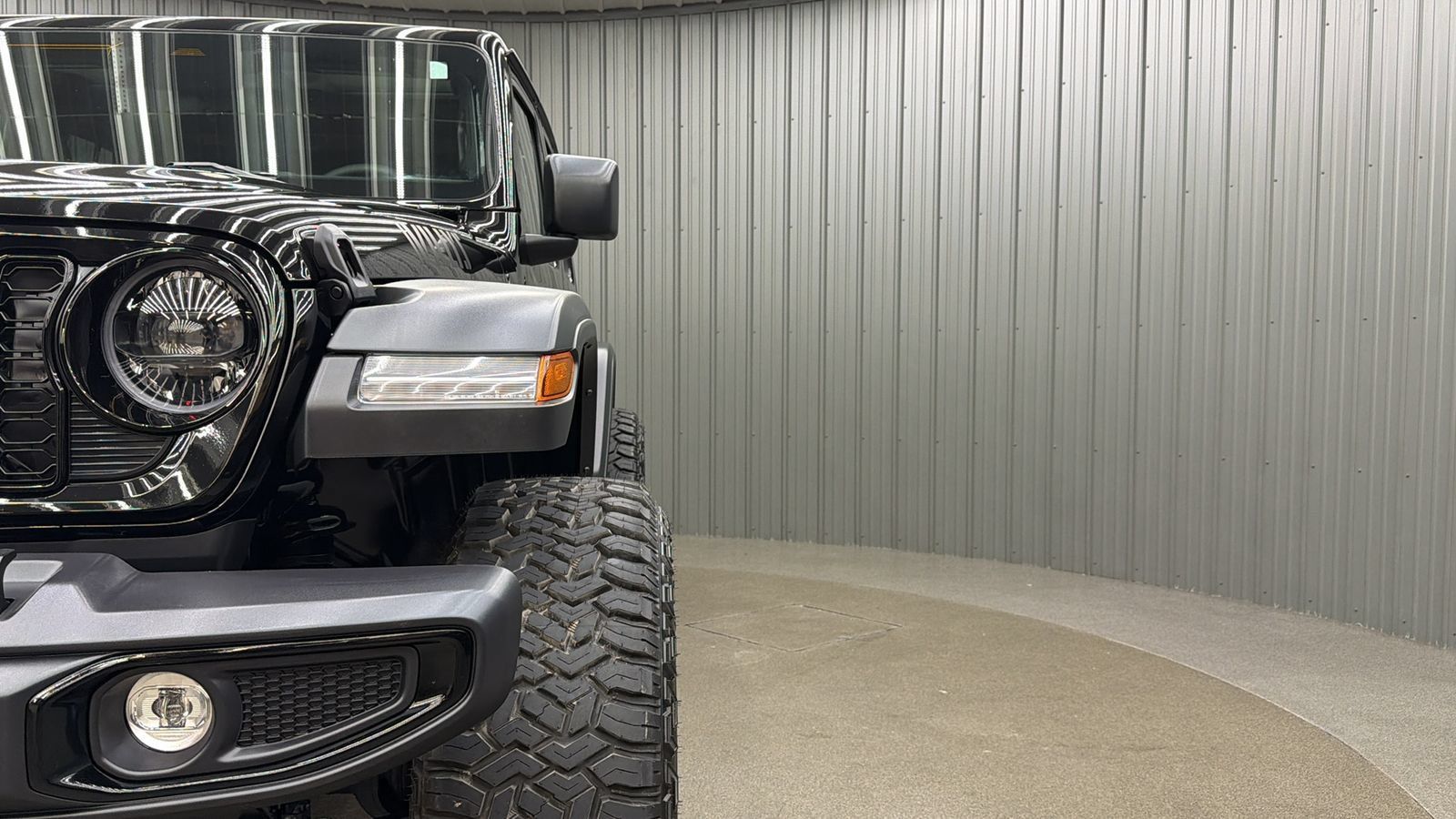 Used 2025 Jeep Wrangler Unlimited Sport AWD/4WD image 15