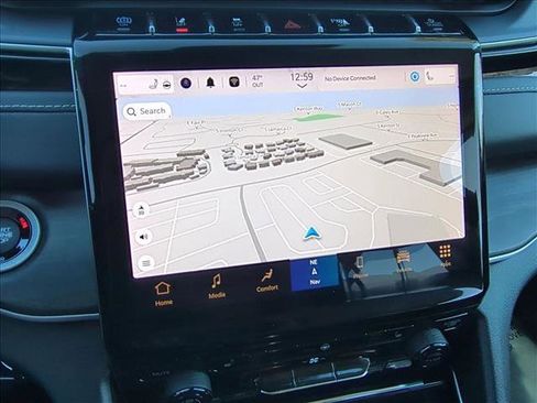 Used 2023 Jeep Grand Cherokee 4WD 4xe image 12