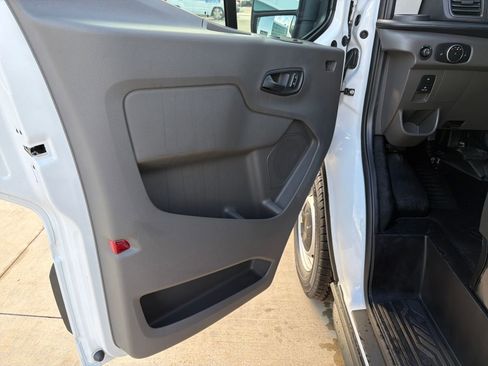 New 2026 Ford Transit 150 Low Roof w/ Load Area Protection Package RWD image 10