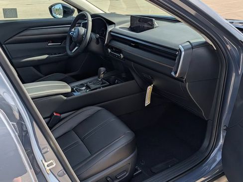 New 2026 MAZDA CX-50 AWD 2.5 S w/ Cargo Package image 9