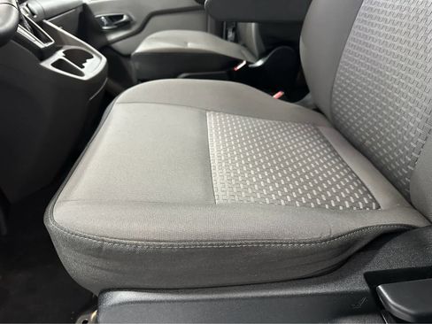 Used 2026 Ford Transit 350 XLT image 18