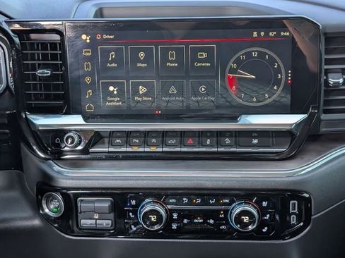 Used 2024 GMC Sierra 1500 SLT w/ SLT Premium Plus Package AWD/4WD image 19