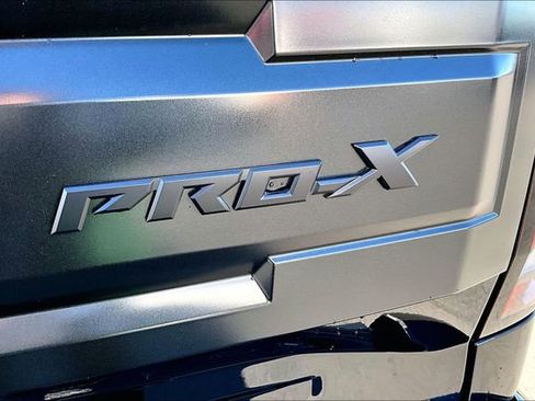 New 2026 Nissan Frontier Pro-X w/ Pro-X Convenience Package image 9