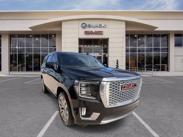 Certified 2023 GMC Yukon Denali w/ Max Trailering Package RWD image 3